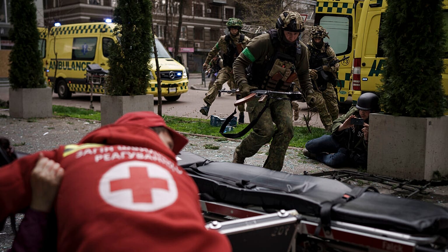 Russischer Angriff auf Charkiw in der Ukraine am Ostermontag