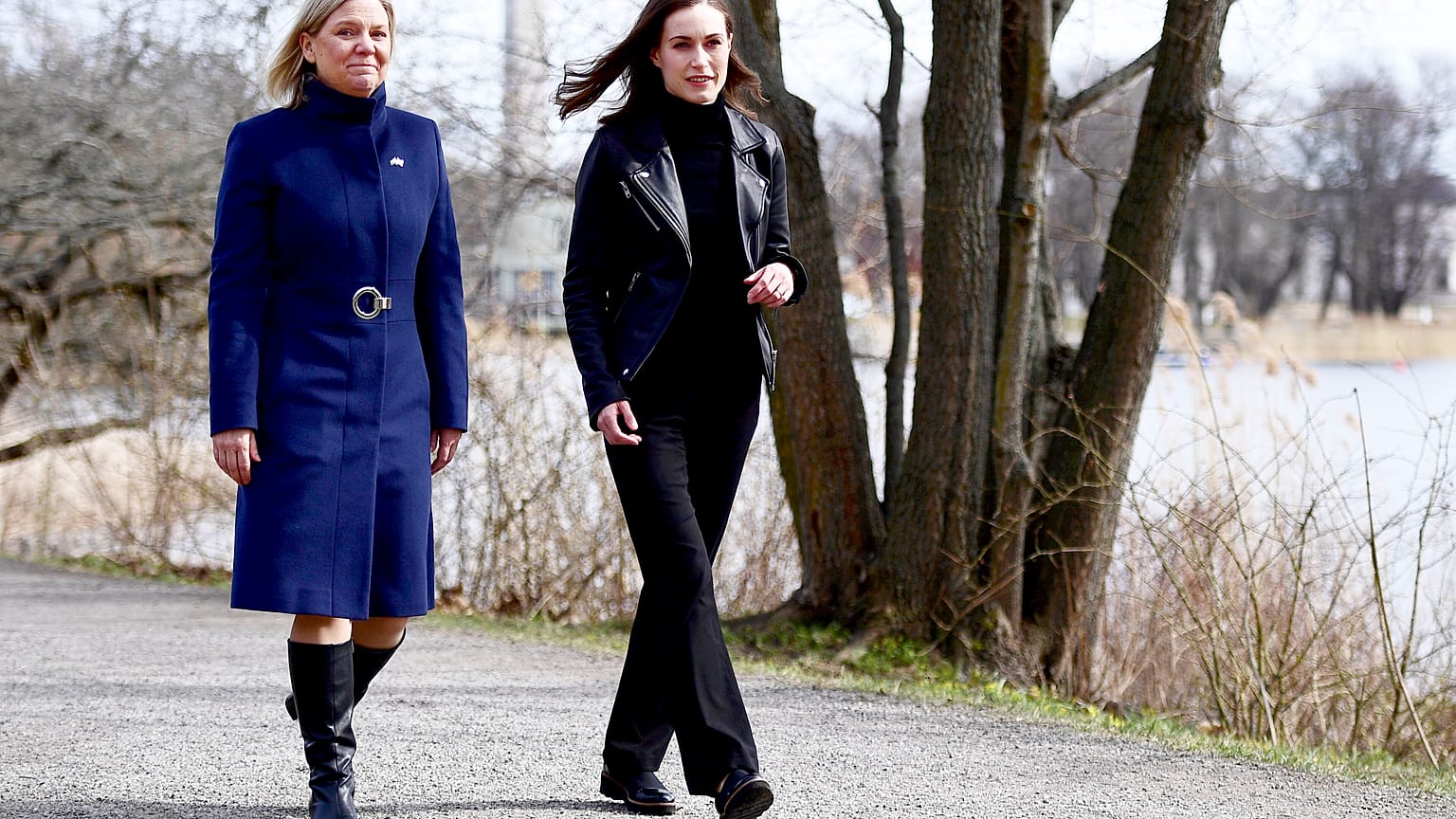 La primera ministra de Suecia, Magdalena Andersson, y la primera ministra de Finlandia, Sanna Marin.