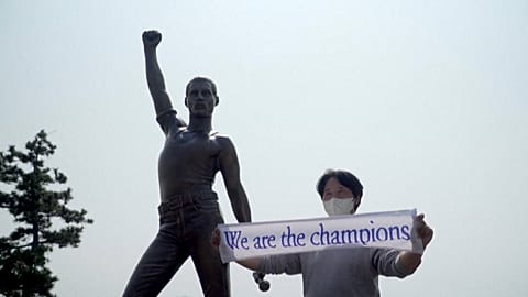 Freddie Mercury statue