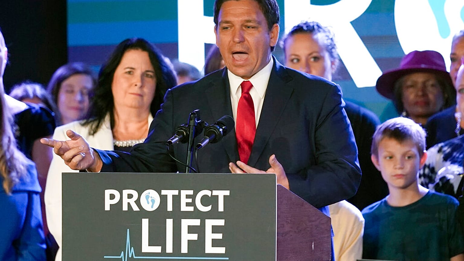 Il governatore della Florida, Ron DeSantis. 