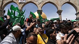 Mescid-i Aksa'da cuma namazı sonrası protesto