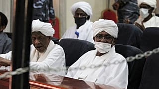 عمر البشير