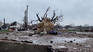 Ukrainian people prepare for Easter in the shadow of war