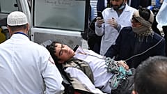 Afganistan'ın Kunduz vilayetinde camiye bombalı saldırıda 33 kişi öldü
