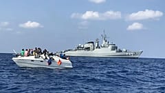 صورة أرشيفية لقارب يقل مهاجرين 