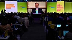 FDP-Chef Lindner ist per Videoschalte beim FDP-Bundesparteitag zugeschaltet, 24.04.2022