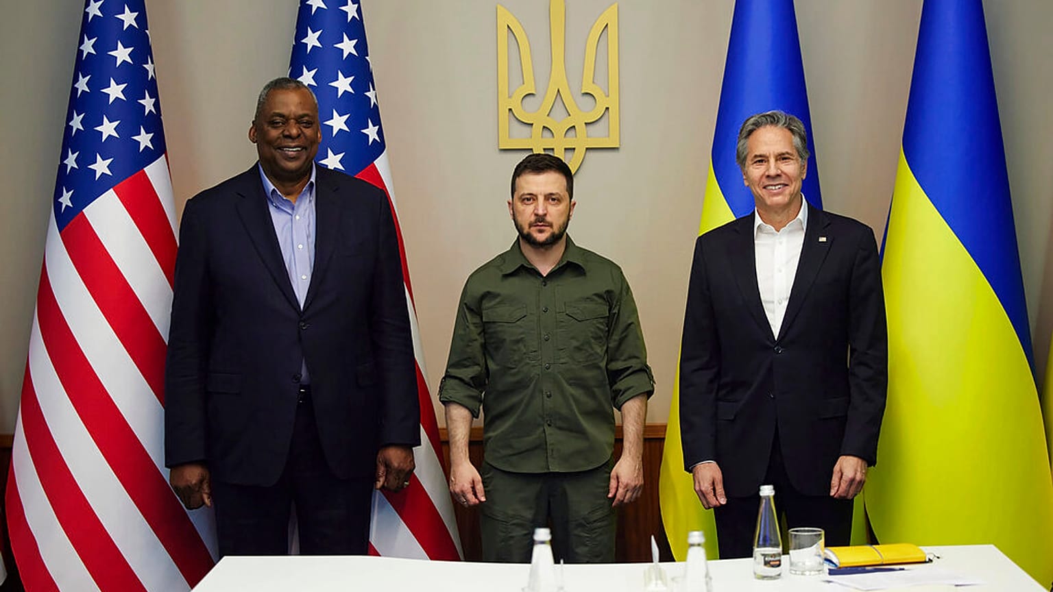 ABD Dışişleri Bakanı Anthony Blinken ve Savunma Bakanı Lloyd Austin’in Kiev'de Ukrayna Devlet Başkanı Vladimir Zelenskiy ile görüştü.