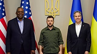 Министр обороны США Ллойд Остин, президент Украины Владимир Зеленский, госсекретарь США Энтони Блинкен (слева направо) в Киеве, Украина 24 апреля 2025