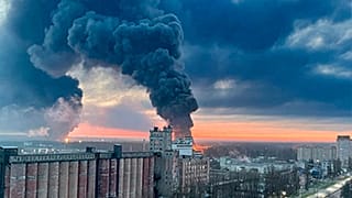Пожар на нефтебазе в Брянске