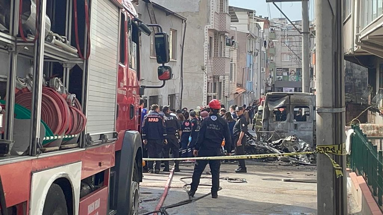 Bursa Yunuseli Havaalanı yakınında tek motorlu eğitim uçağı düştü