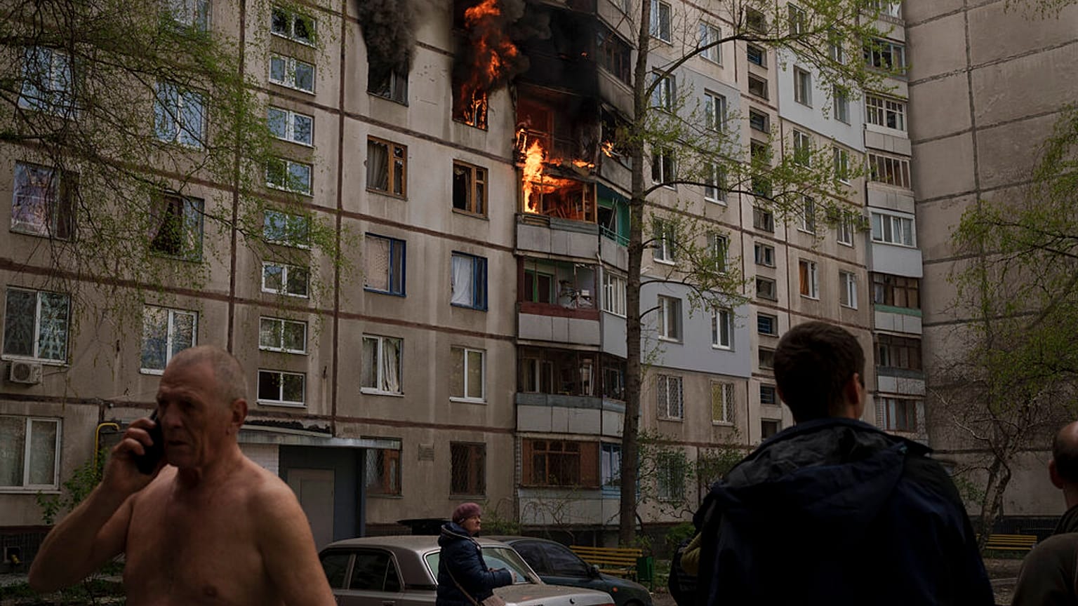 Nach einem russichen Angriff in Charkiw in der Ukraine