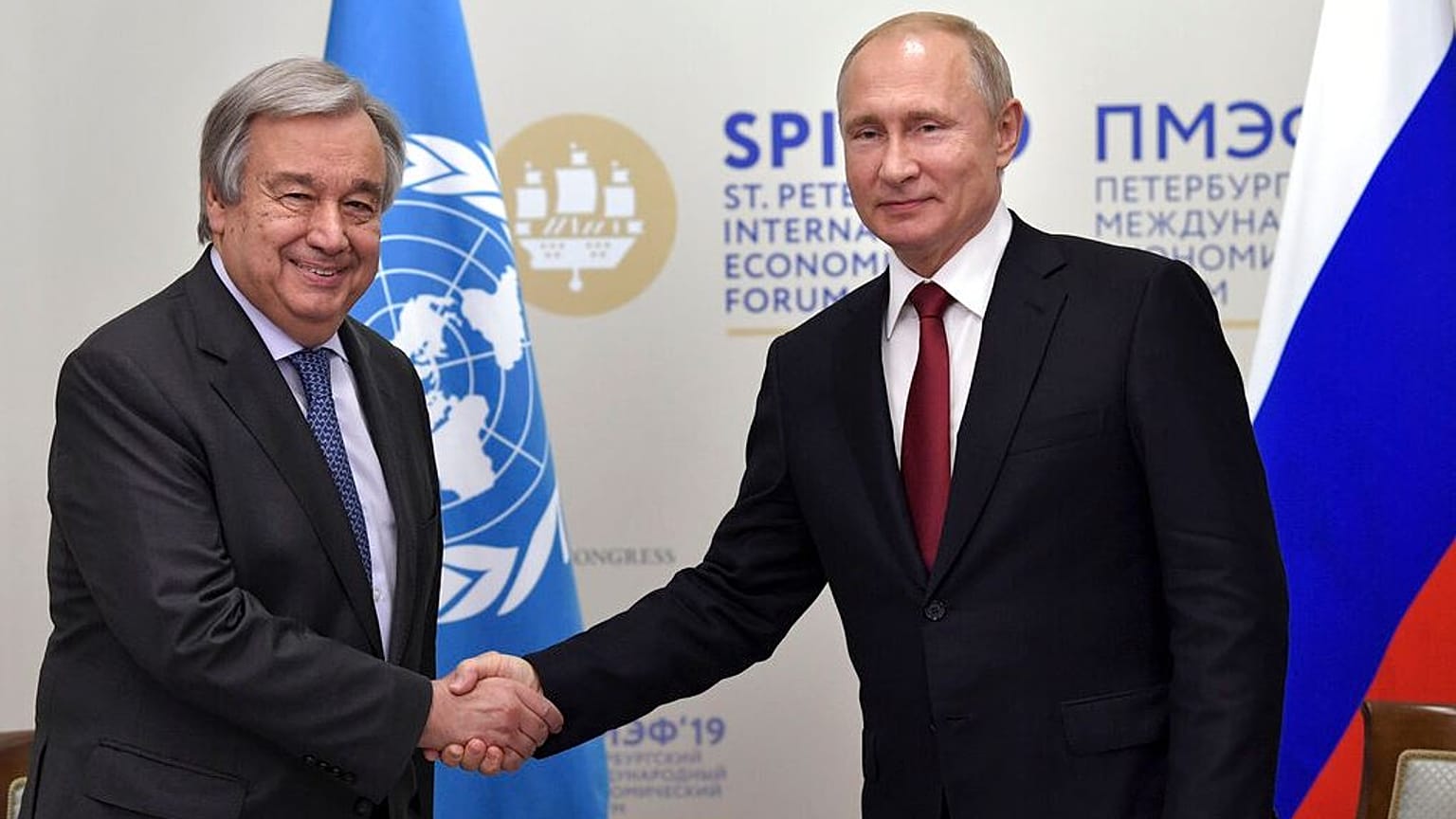 Imagen de archivo de un encuentro entre Guterres y Putin en San Petersburgo en 2017