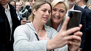 Freundliches Gesicht, straff rechtes Programm: Le Pens Taktik geht auf.