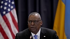 US-Verteidigungsminister Lloyd Austin bei Pressekonferenz auf der Air Base Ramstein