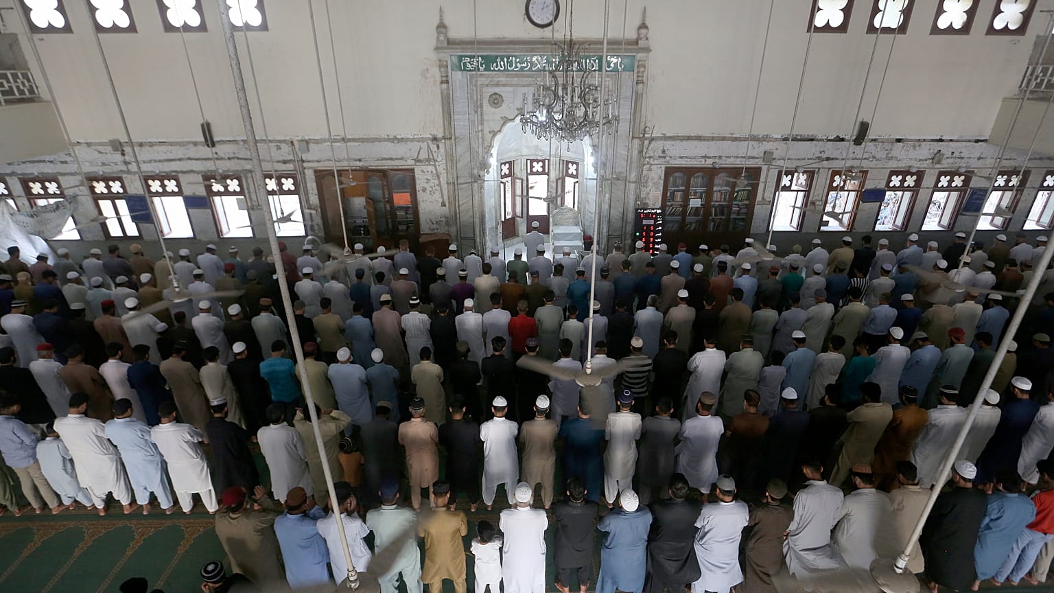 منع صلاة التهجد والاعتكاف في مصر منذ انتشار الوباء