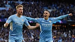 1:0 - Kevin De Bruyne (links im Jubel) schreit seine Entzückung heraus