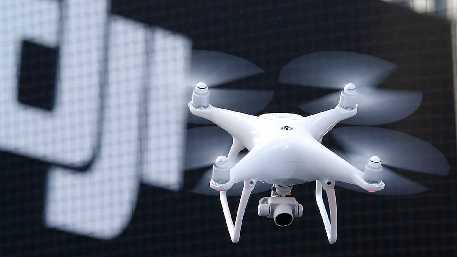 Dünyanın en büyük insansız hava aracı üreticisi DJI 