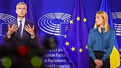 NATO Genel Sekreteri Jens Stoltenberg, Avrupa Parlamentosu Başkanı Roberta Metsola ile ortak basın toplantısı düzenledi