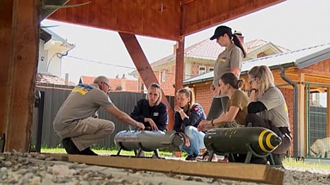 Des Ukrainiennes en formation au Kosovo