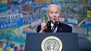 Joe Biden amerikai elnök a gazdasági kihívásokról beszél 2022. április 6-án