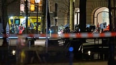 Arşiv - Şüphelilerin tamamının 12 Nisan'da 15 farklı noktaya yapılan baskınlardan sonra göz altına alındığı duyuruldu