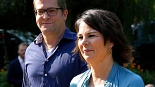 Annalena Baerbock und ihr Ehemann Daniel Holefleisch, 26.09.2021 in Potsdam