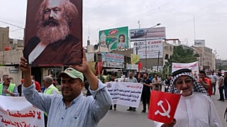 مناصرو الحزب الشيوعي في عيد العمال - أرشيف