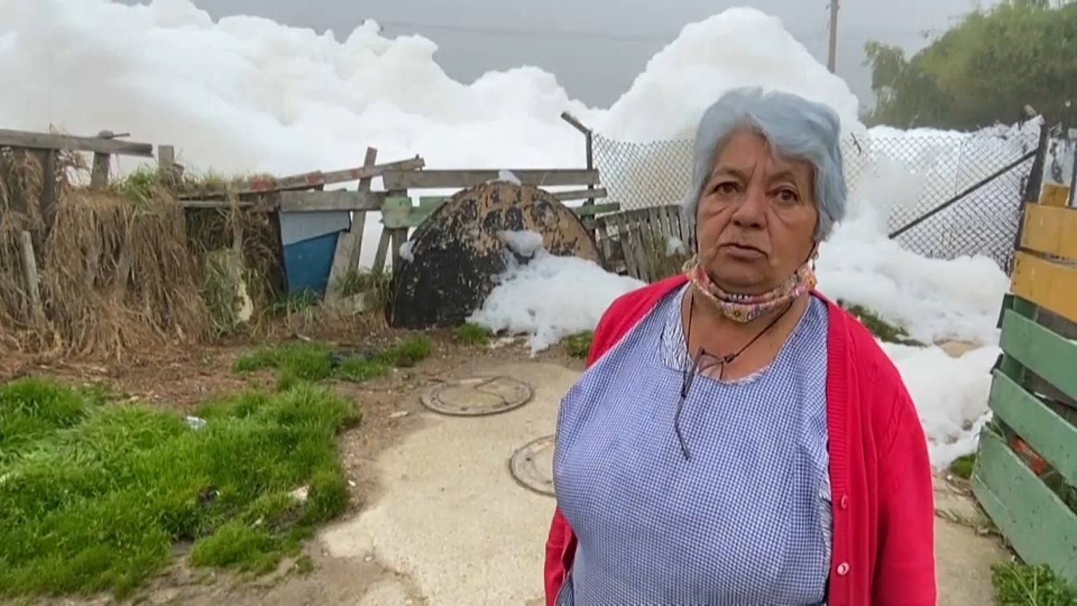  "Llevamos muchos años con este problema, ocurre durante el invierno, entonces crece, pero nadie nos escucha", denuncia Flor Rodríguez.