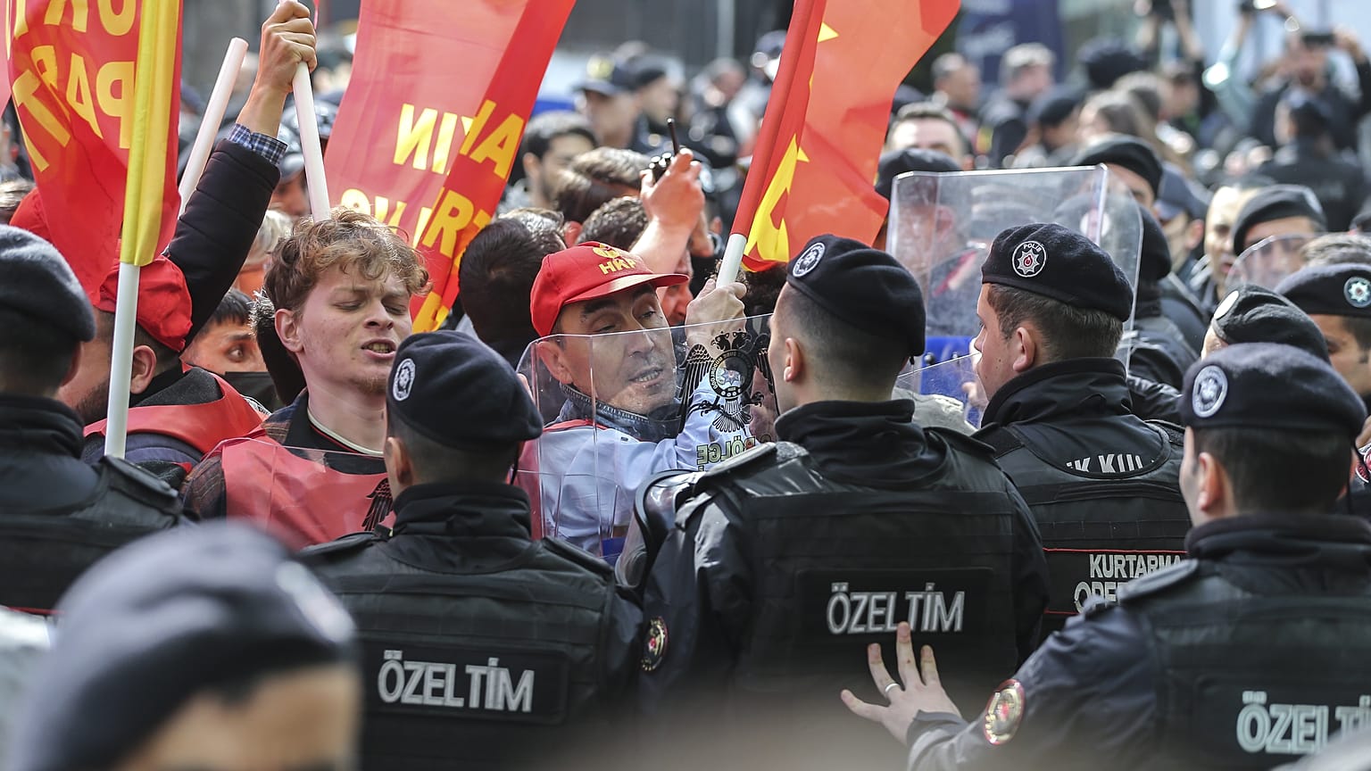 Taksim'de 1 Mayıs gösterisi