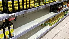 کمبود روغن آفتابگردان در سوپرمارکتی در پاریس