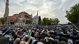 Muslims around the world are getting into the festive Eid spirit as the holy month of Ramadan ends