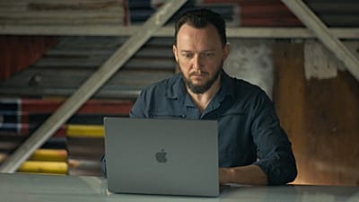 "Az online játékok világa egy totalitárius rendszer"