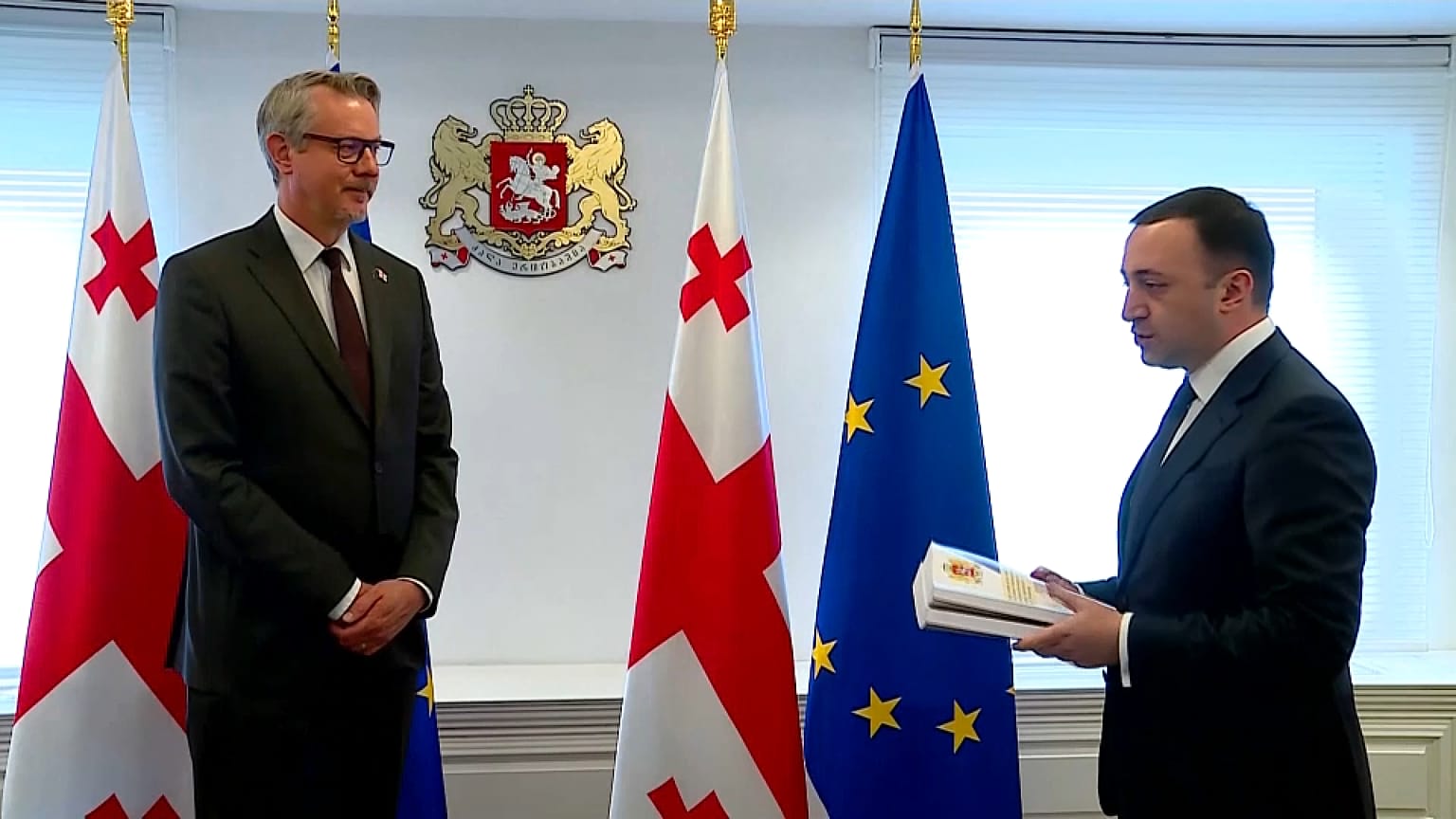 Consegna del questionario della Georgia per entrare nella UE