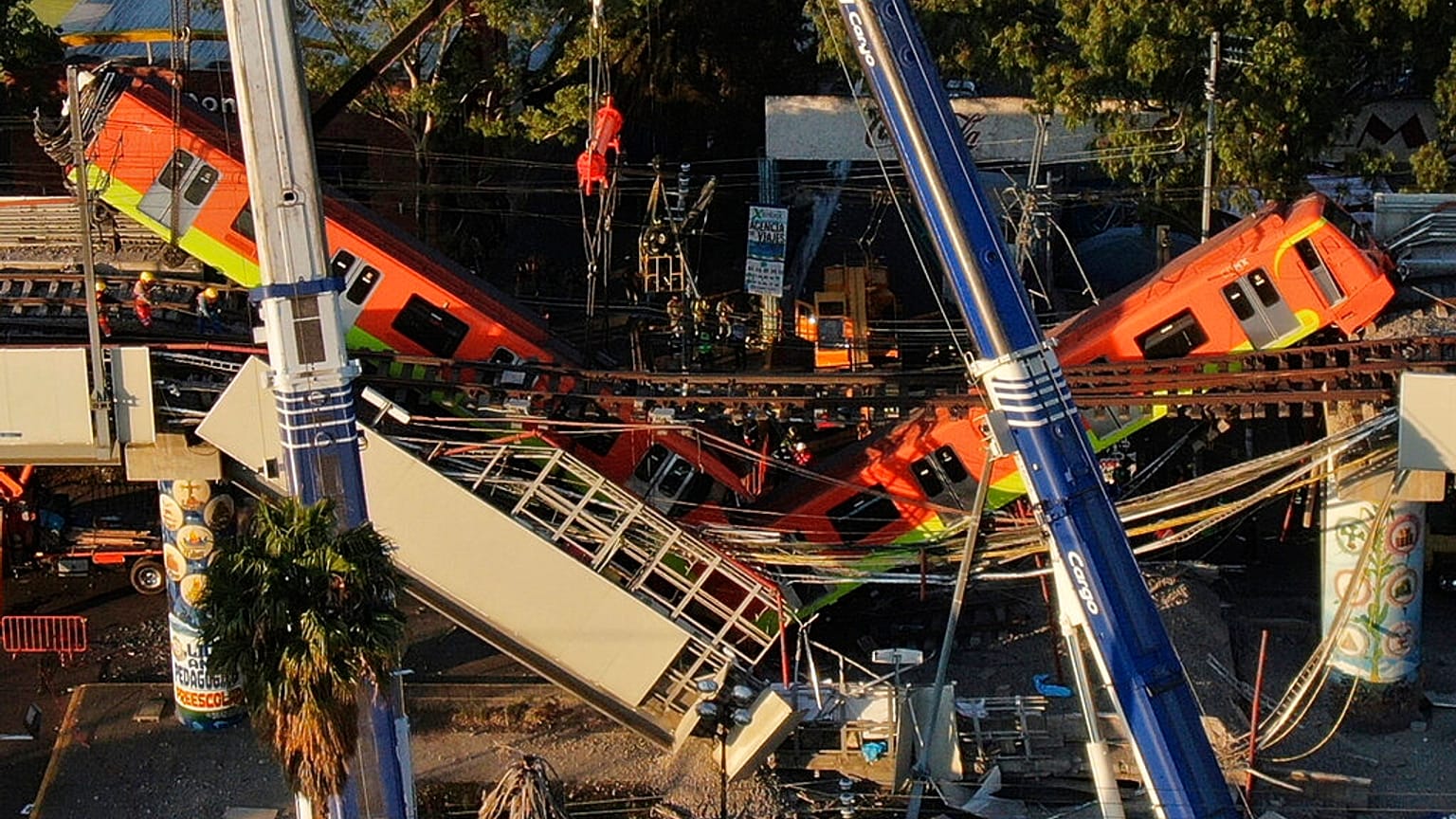 Fotografía de archivo del metro accidentado en Ciudad de México, 4/05/2021