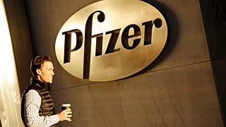 Amerikan biyoteknoloji firması Pfizer 2022'nin ilk çeyreğinde 26 milyar dolara yakın gelir elde etti