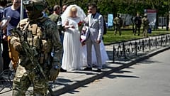 Пресс-тур, организованный российской армией, должен был показать, что на юге Украины налаживается мирная жизнь