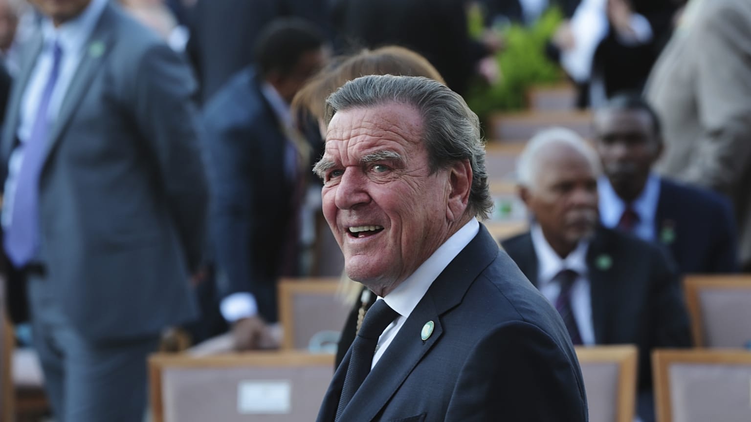 Archív fotó: Gerhard Schröder volt német kancellár egy törökországi látogatásán