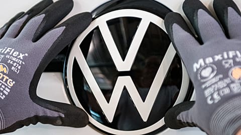 European consumers bought nearly twice as many electric vehicles in the first quarter of this year, compared to the same period of 2021