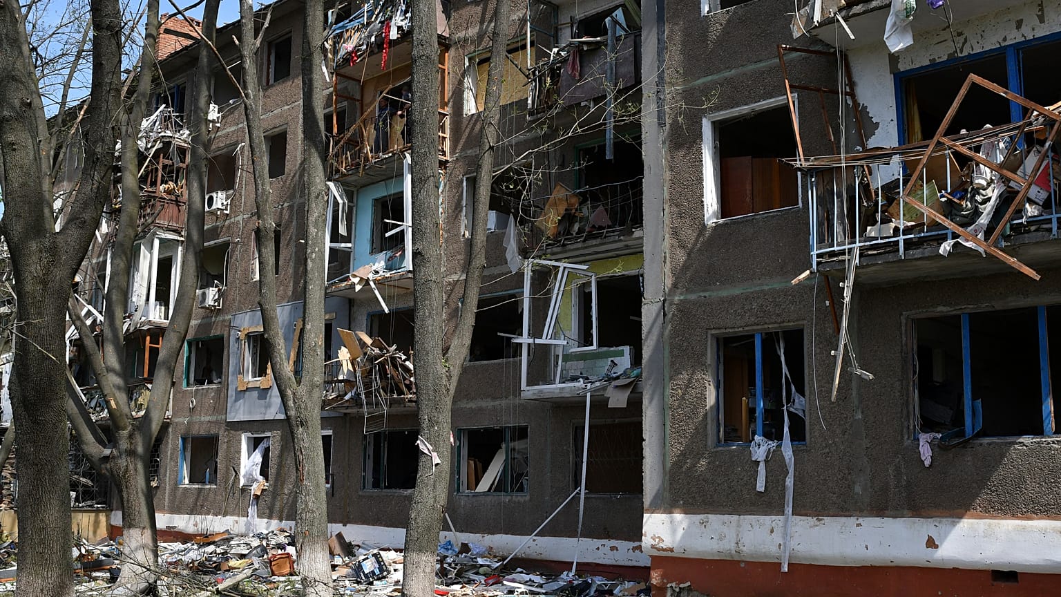 Zerstörtes Wohnhaus in Kramatorsk