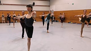 Занятия труппы Национального балета Испании 