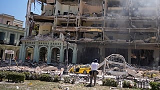 Hotel Saratoga ficou parcialmente destruído após explosão
