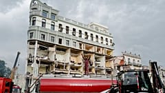Operações de resgate junto ao hotel Saratoga, em Havana