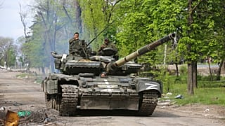 Orosz tank Mariupolban