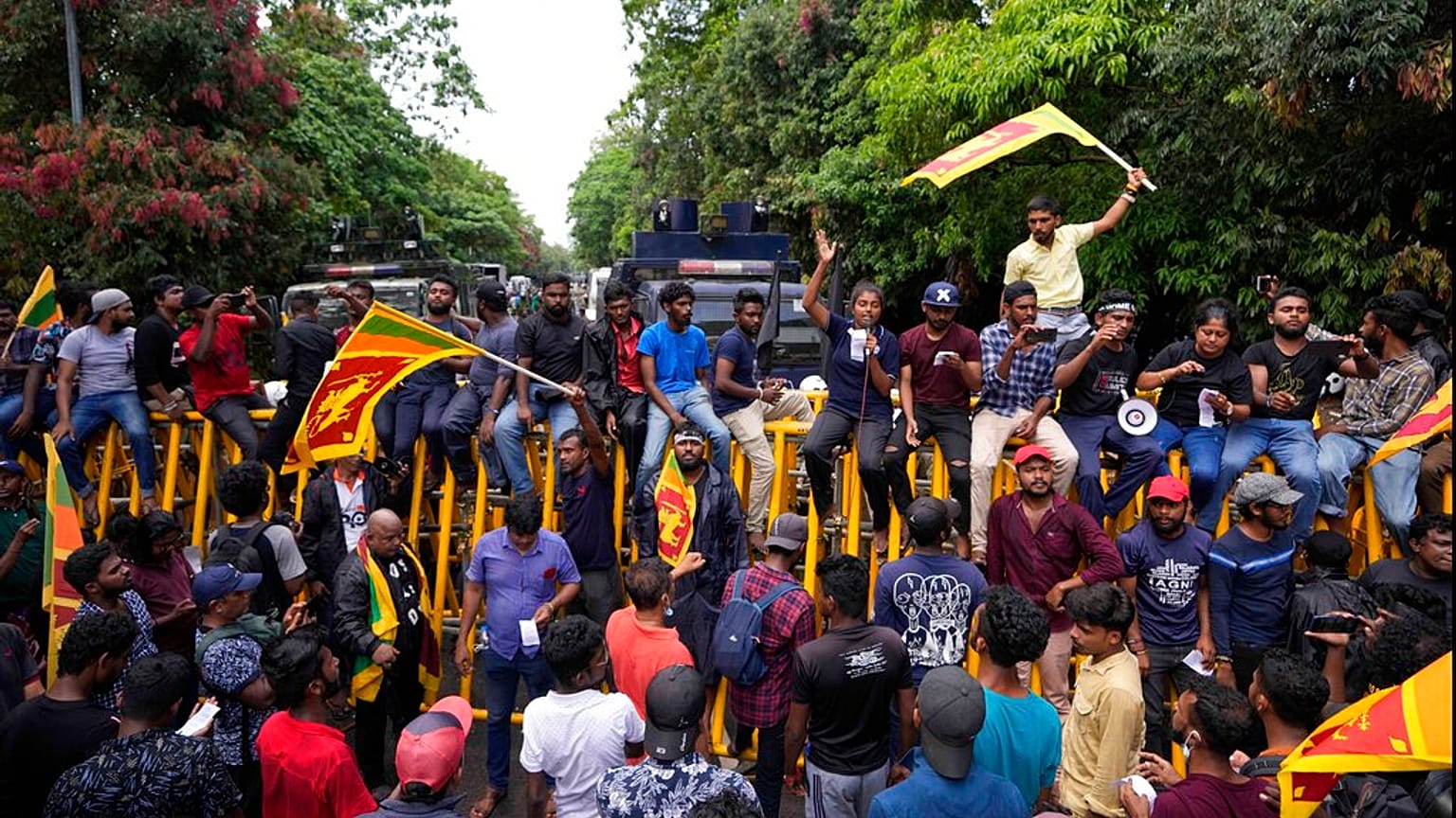 Manifestazioni di protesta a Colombo, capitale dello Sri Lanka. (6.5.2022)