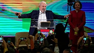 Экс-президент Бразилии Лула да Силва на митинге, посвящённом запуску его предвыборной кампании, 7 мая 2022 г.