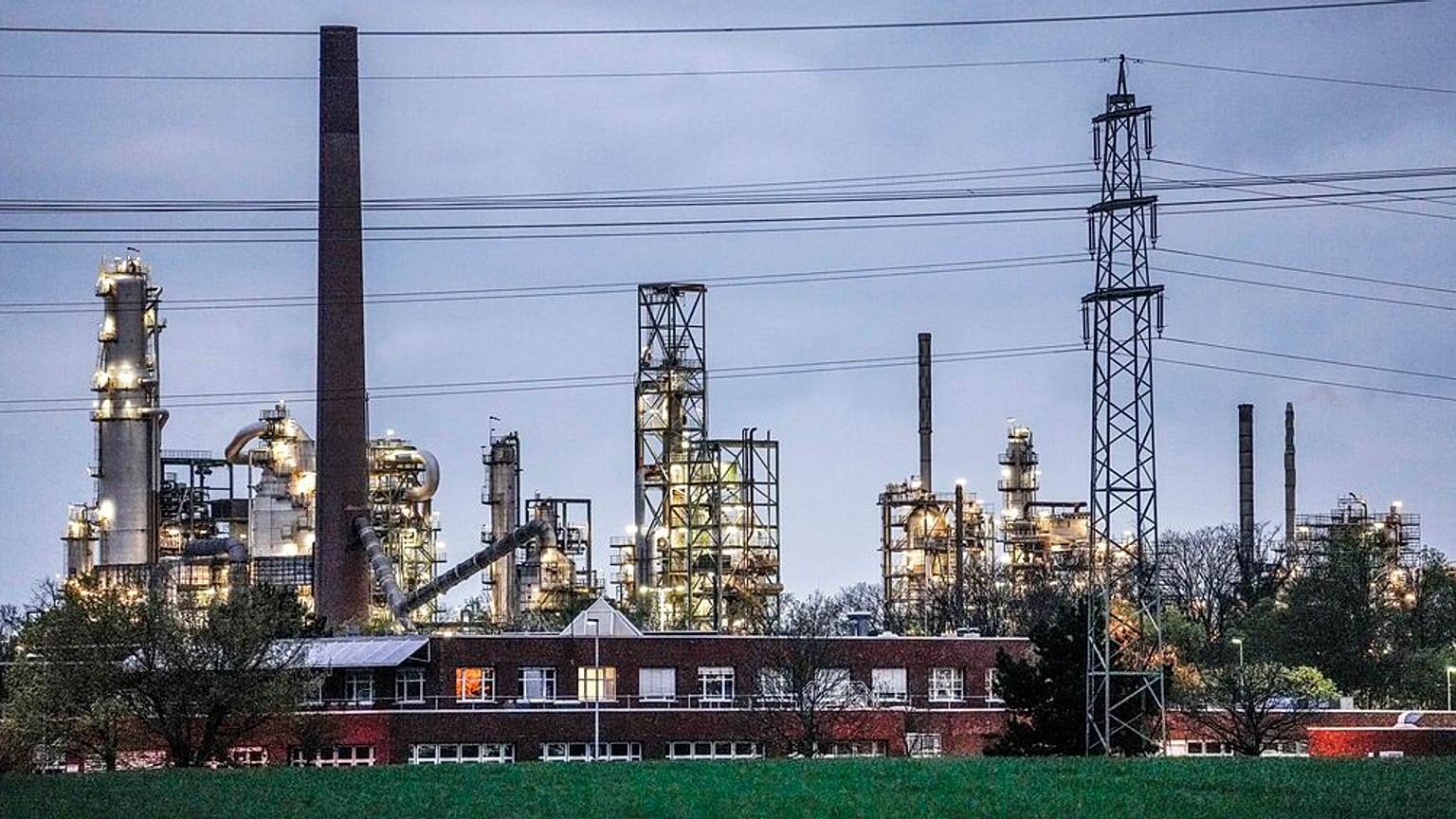 Shell üzem Wesselingben, közel Kölnhöz 