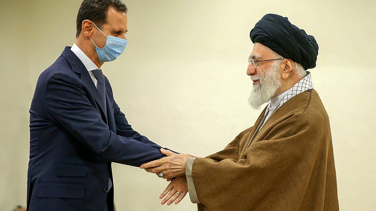 الأسد يلتقي الزعيم الأعلى آية الله علي خامنئي في طهران