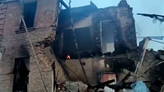 Escuela bombardeada en la provincia de Lugansk, en el este de Ucrania