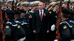 Putin, Zafer Günü kutlamalarında