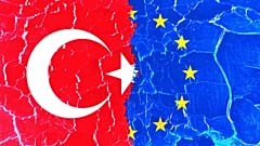 Türkiye ve AB bayrakları
